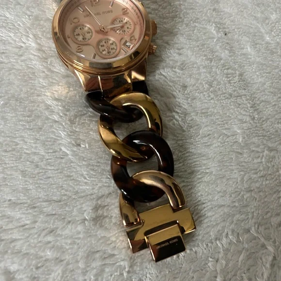 michael michael kors chain link bracelet watch - Picture 7 of 8